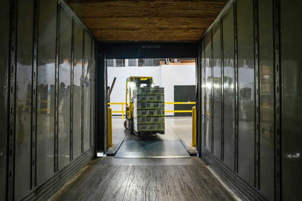 Inside a warehousing 3PL facility